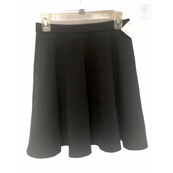HALOGEN BRAND NEW w/ Tags Black Flare Skirt Size Small! - Picture 5 of 8